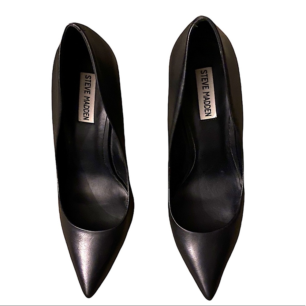 Black leather pumps